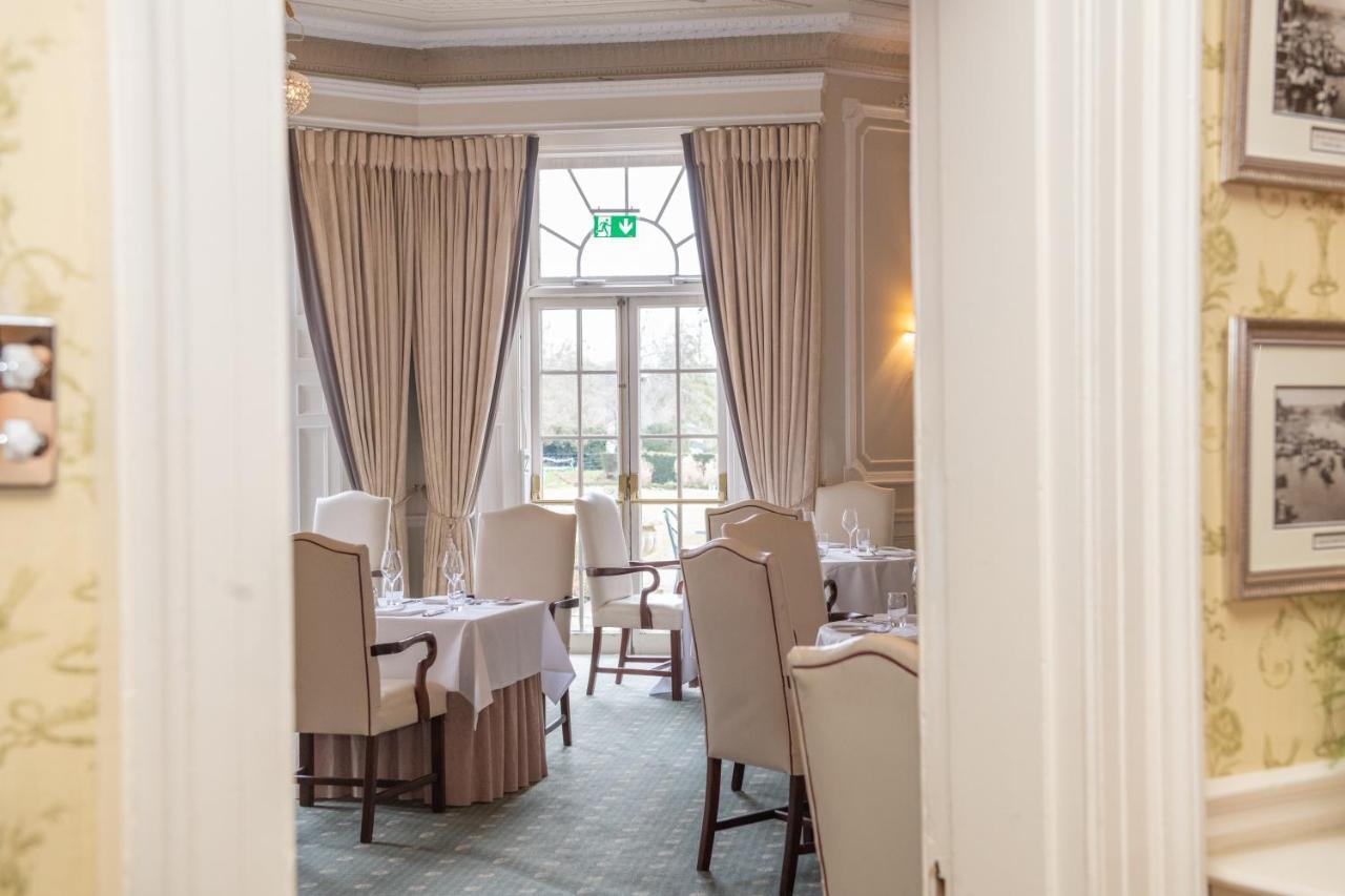 Phyllis Court Members Club Hotel Henley-on-Thames Exterior photo
